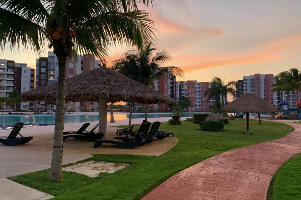 Dreams Lagoon By Andiani Travel Cancún Exteriör bild